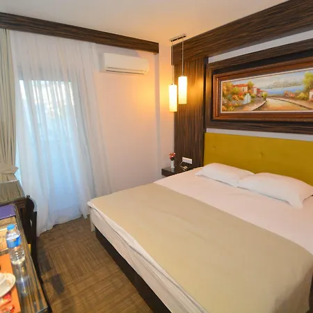 Hotel Istankoy 3*
