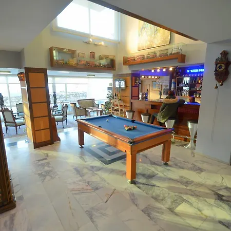 Hotel Istankoy 3*